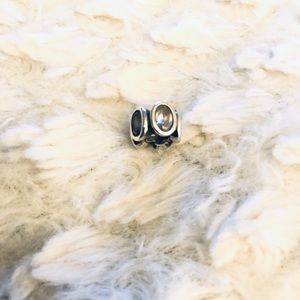 Pandora spacer